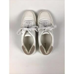 MIA White Sneakers Women’s Size 8.5 Lace Up Athletic Casual Tennis Shoes